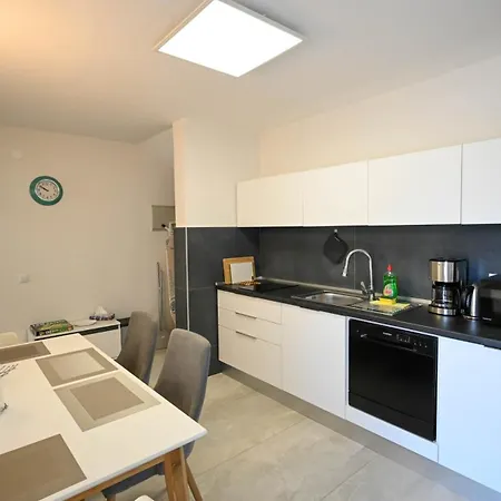 Casa Mira Apartment *