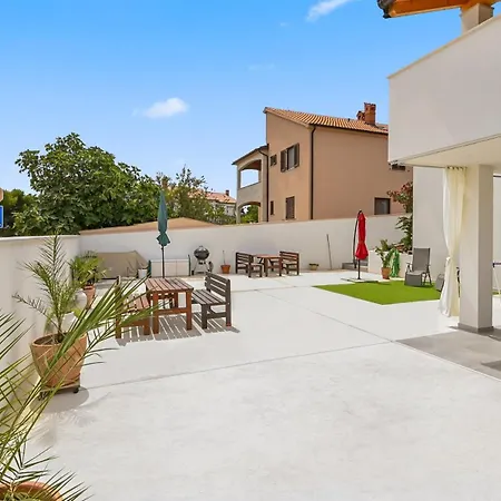 Casa Mira Ližnjan
