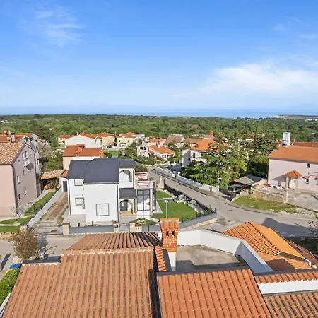 Casa Mira Daire