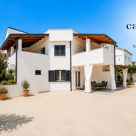 Casa Mira 아파트